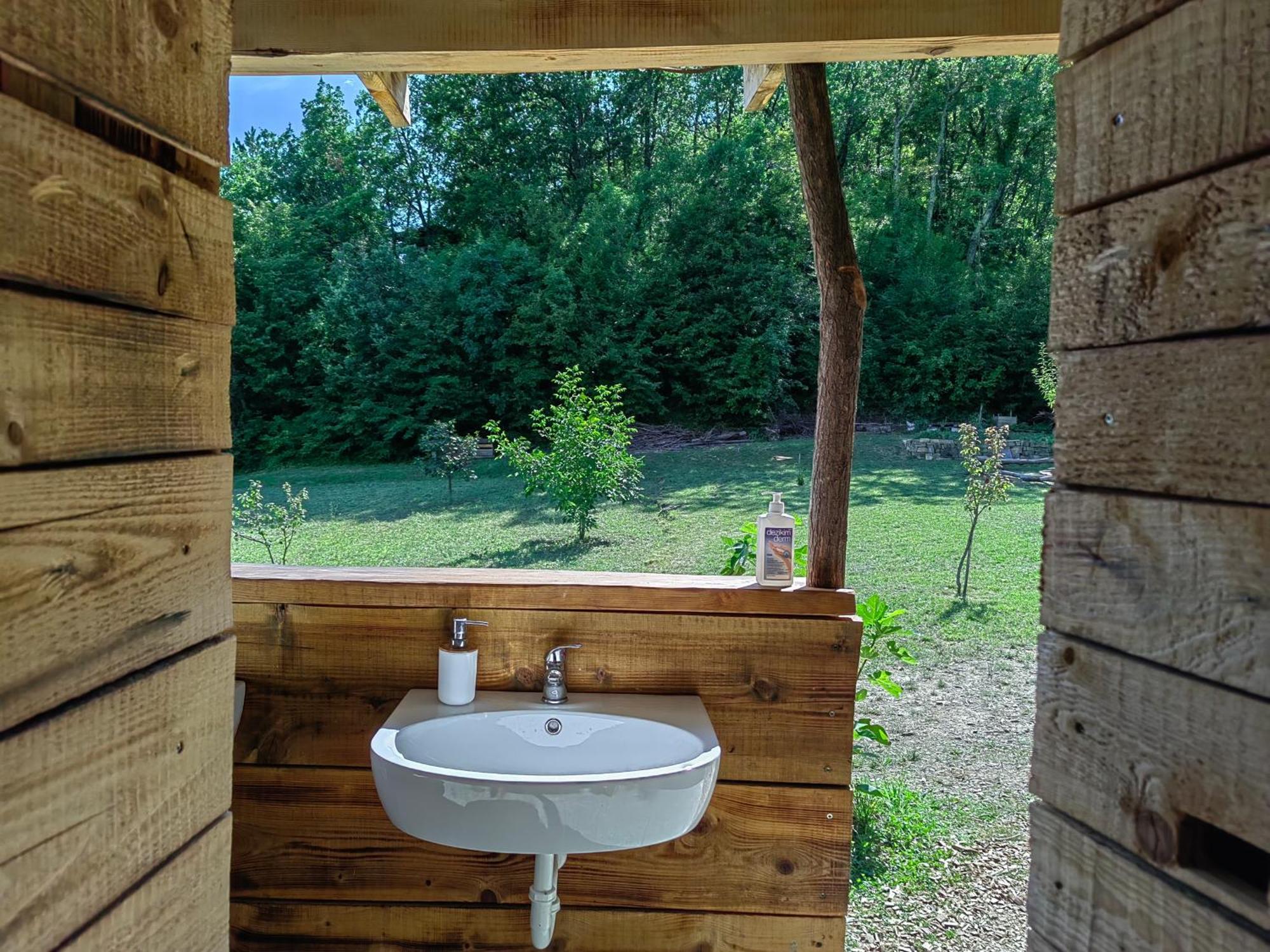 Eco Camp Supot Hotel Smarje  ภายนอก รูปภาพ